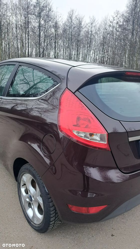 Ford Fiesta - 7