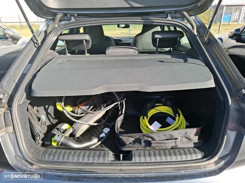 audi a3-sportback ver-40-tfsie-s-tronic-s-line - 8