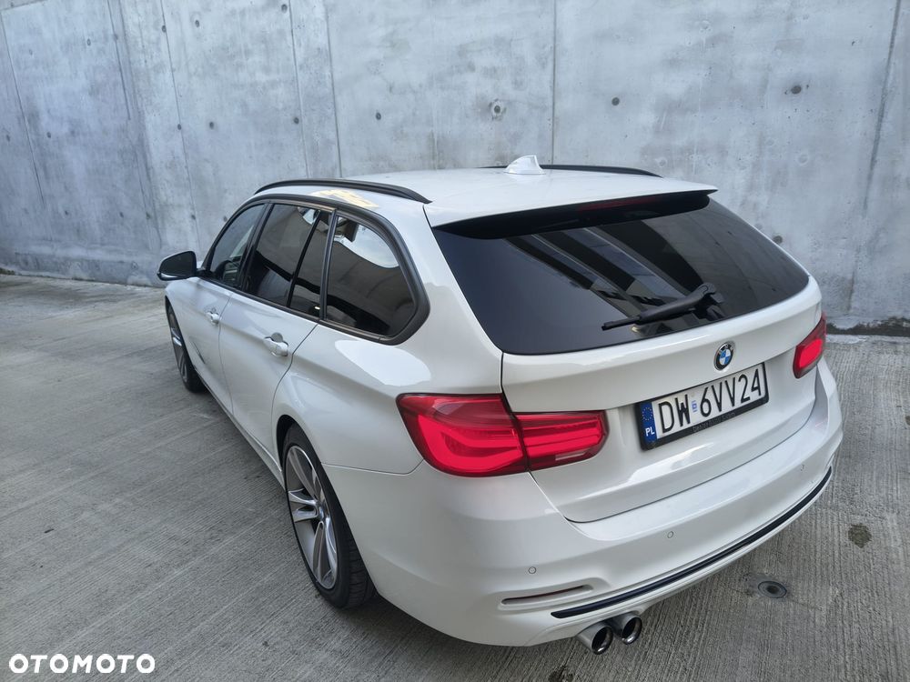 BMW Seria 3 320d Sport Line - 6