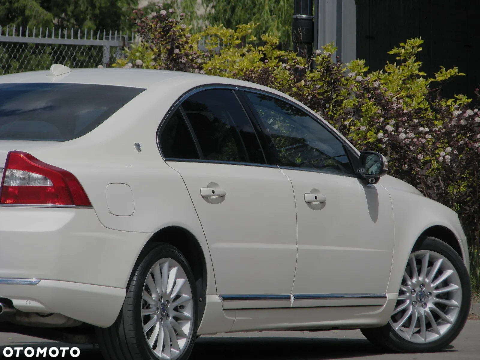 Volvo S80 4.4 V8 AWD Executive - 3