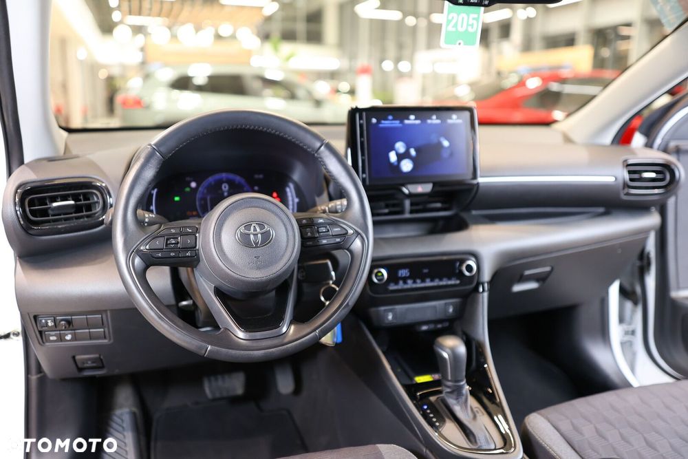 Toyota Yaris Hybrid 1.5 Style - 24