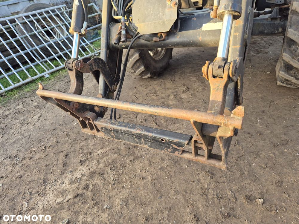 New Holland T5040 - 12