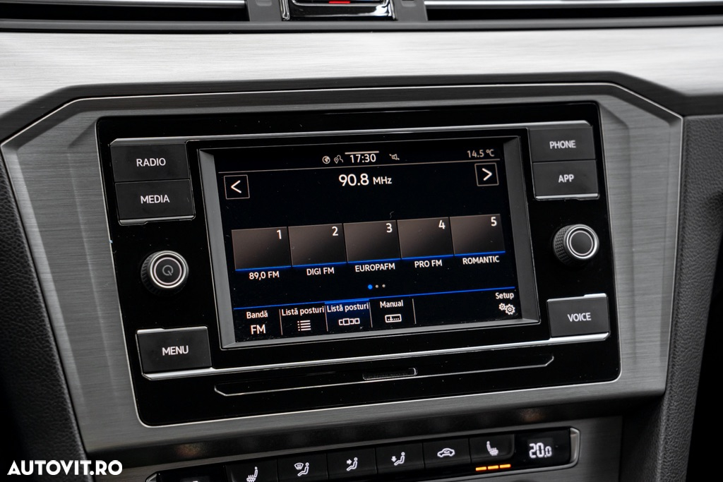 Volkswagen Passat 1.6 TDI DSG Comfortline - 36