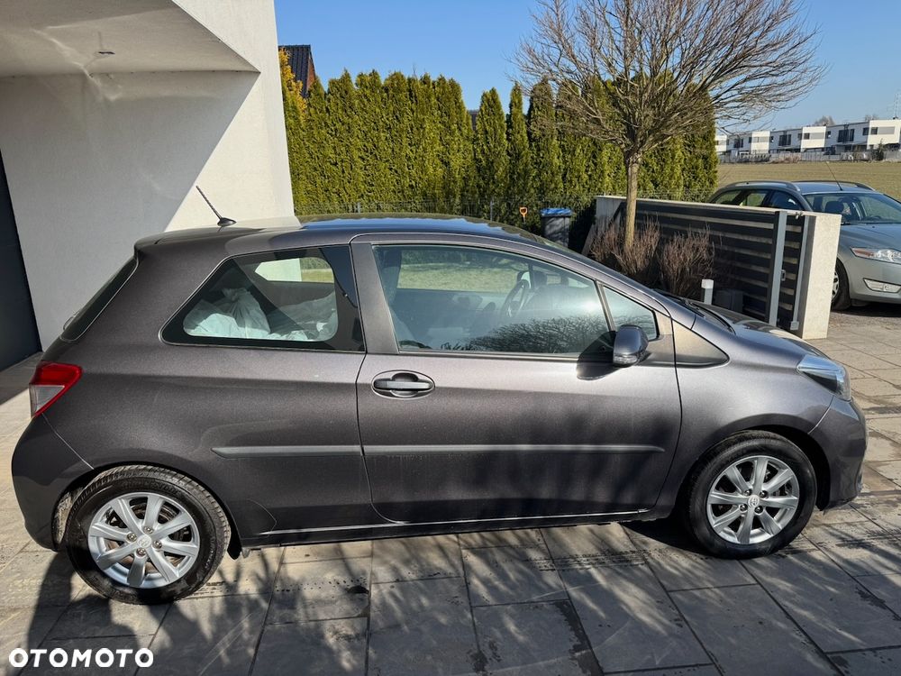 Toyota Yaris 1.0 VVT-i Life - 22