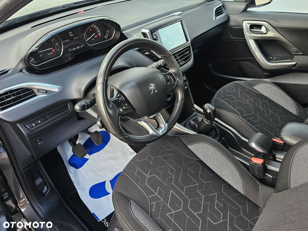 Peugeot 2008 PureTech 82 Style - 30