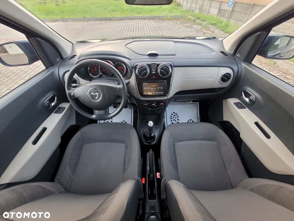 Dacia Lodgy 1.6 MPI 85 Laureate - 21