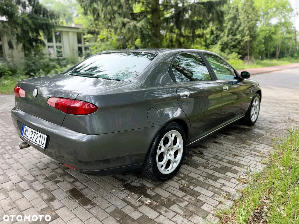 Alfa Romeo 166 - 4