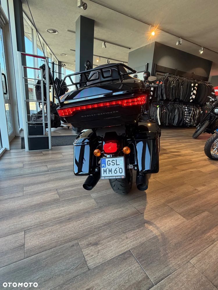 Harley-Davidson Touring Road Glide - 4