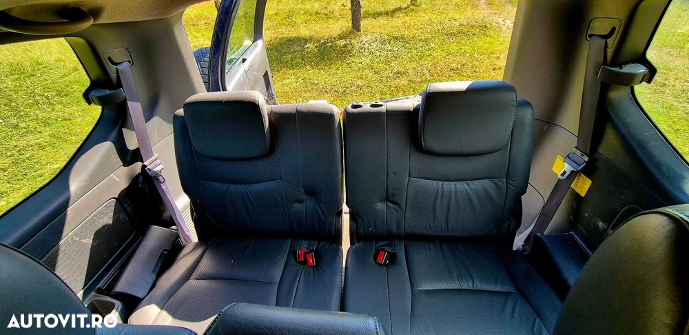 Toyota Land Cruiser 3.0 TD-4D Aut VX - 11