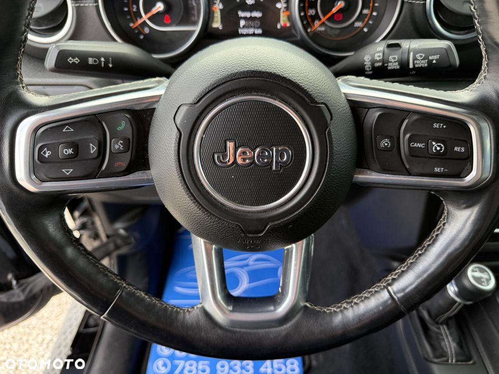 Jeep Wrangler 2.2 CRDi Hardtop AWD Automatik Sport - 23