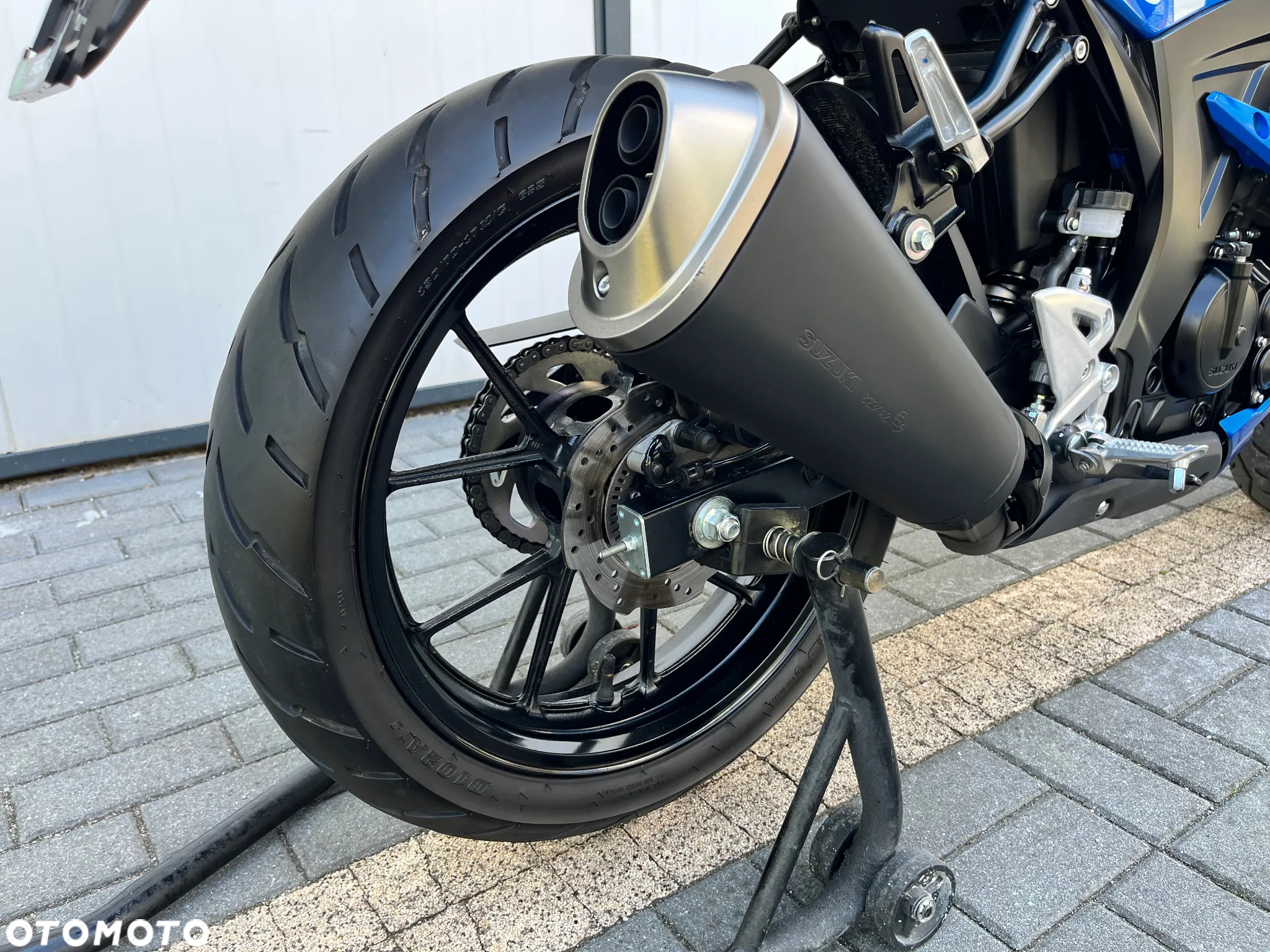 Suzuki GSX-R - 21