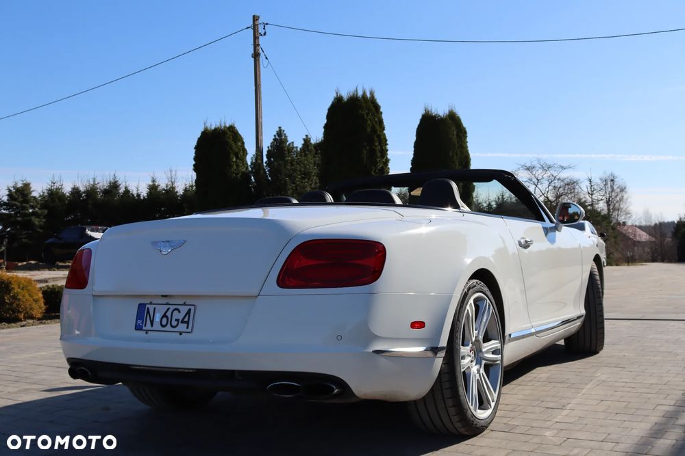 Bentley Continental GT V8 Convertible - 8