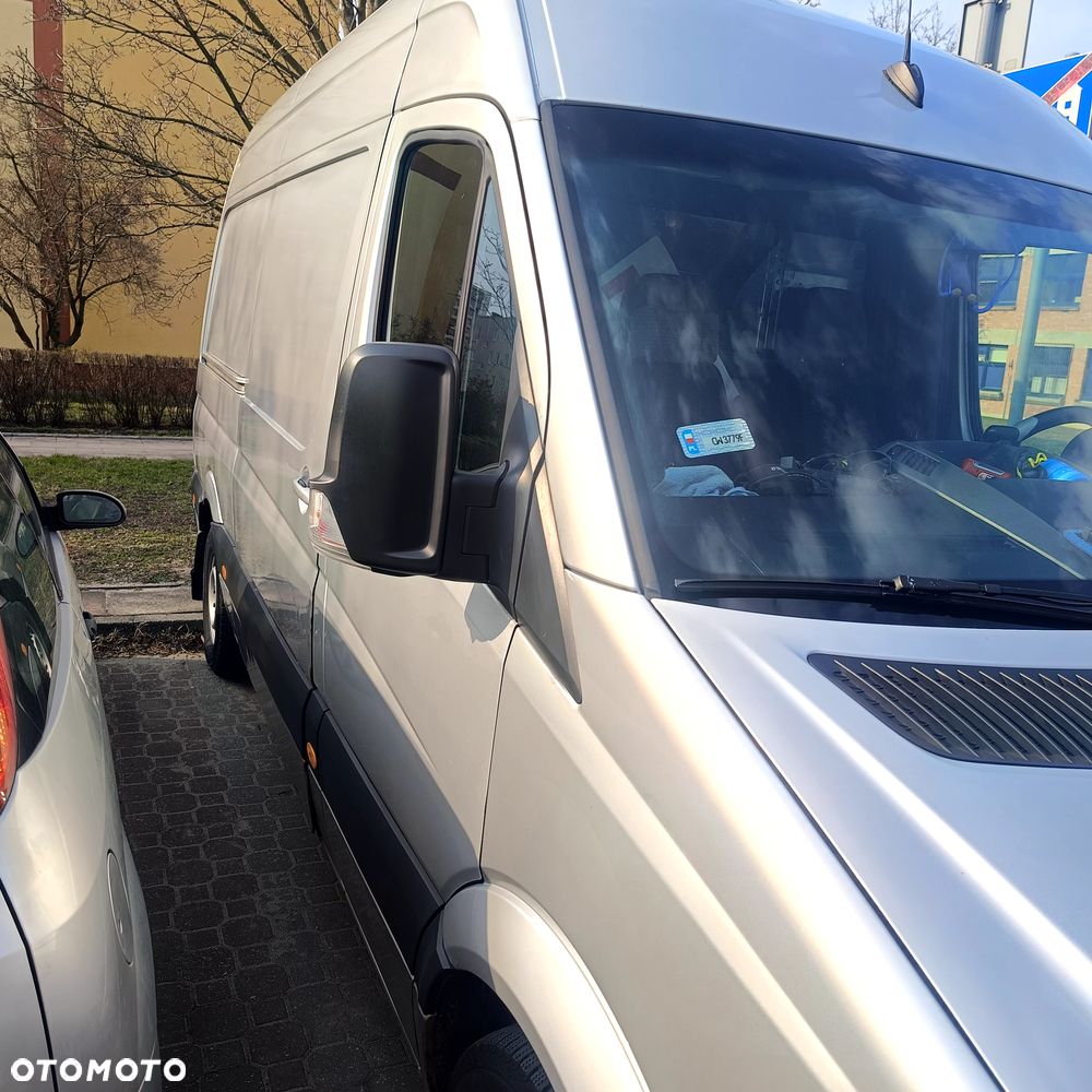 Mercedes-Benz Sprinter - 13