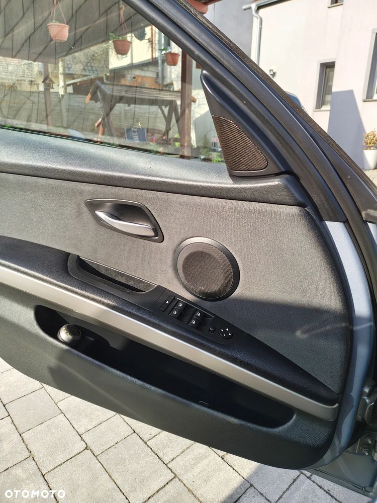 BMW Seria 3 - 10