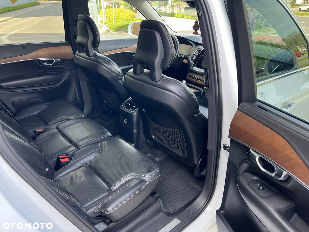 Volvo XC 90 T8 AWD Recharge Geartronic Inscription Edition - 18