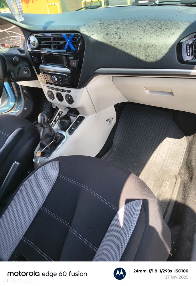 Peugeot 301 1.6 HDI FAP Allure - 13