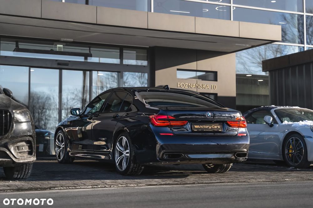 BMW Seria 7 740d xDrive sport - 17