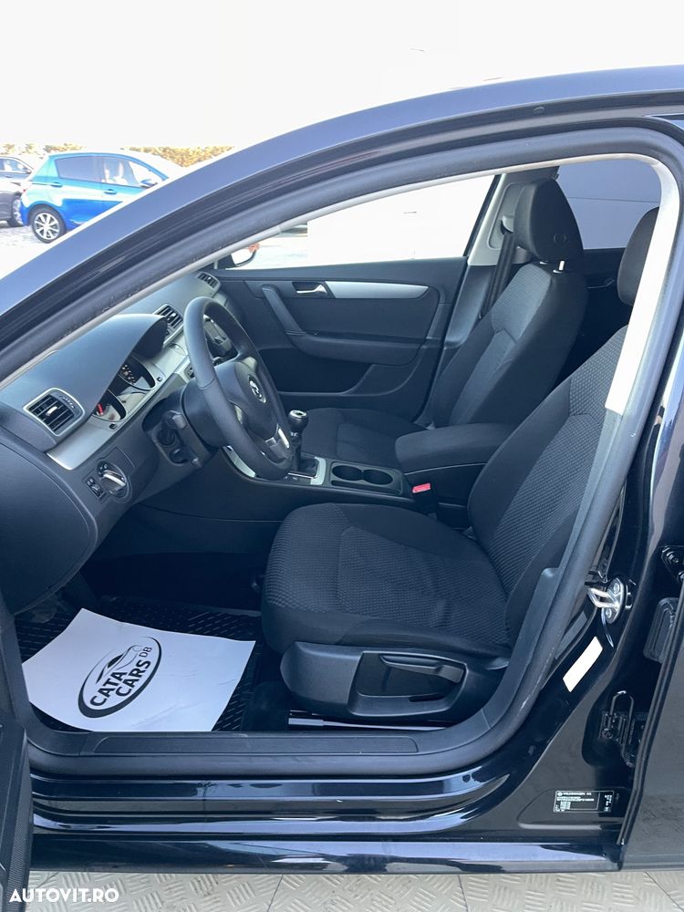 Volkswagen Passat 2.0 TDI BlueMotion Tehnology Comfortline - 31