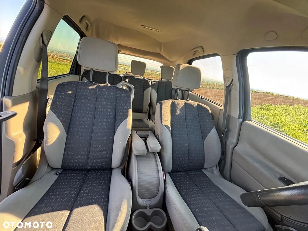 Renault Scenic 1.9 dCi FAP Avantage - 18