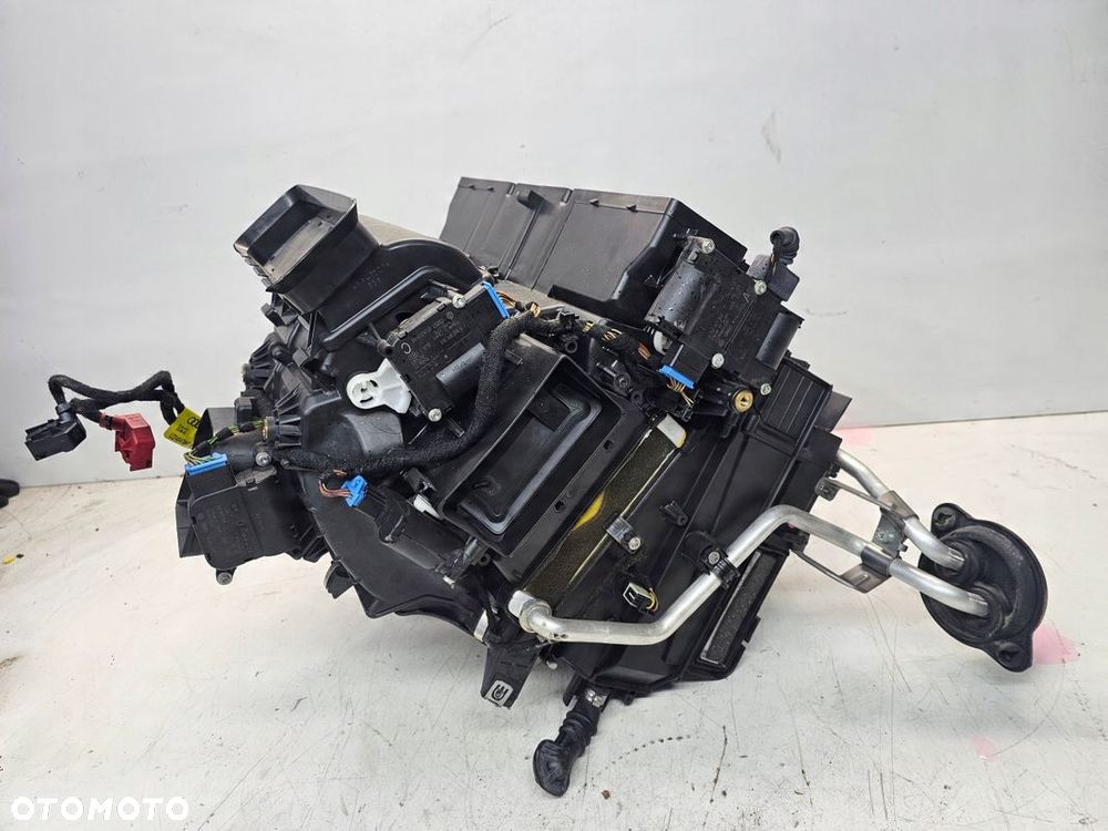 NAGRZEWNICA KOMPLETNA AUDI A6 C6 4F1820351M EUROPA - 2