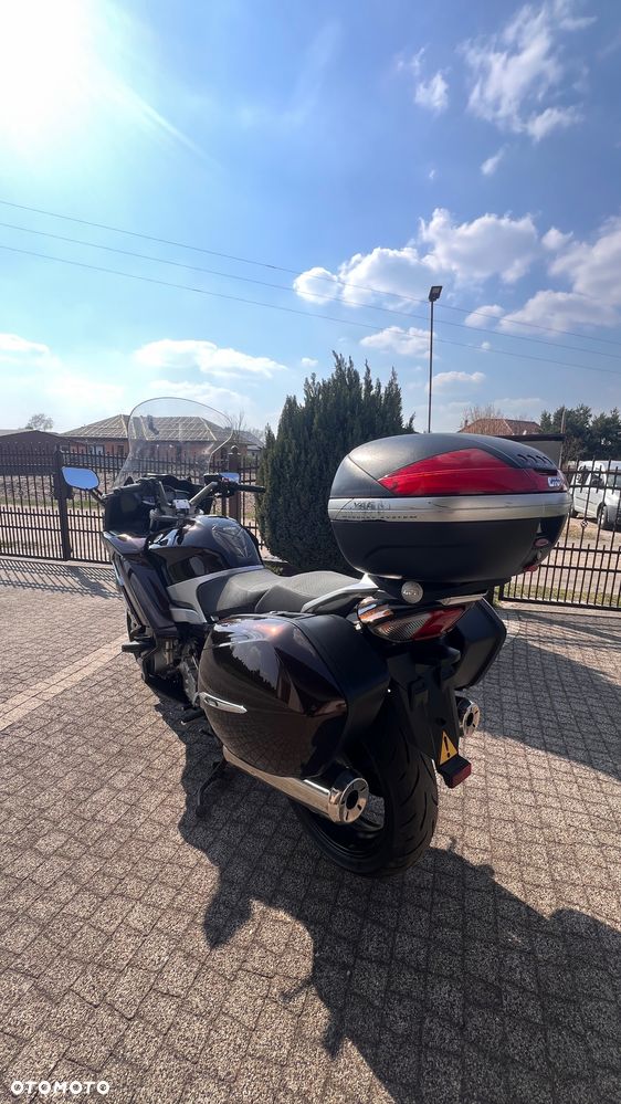 Yamaha FJR - 4