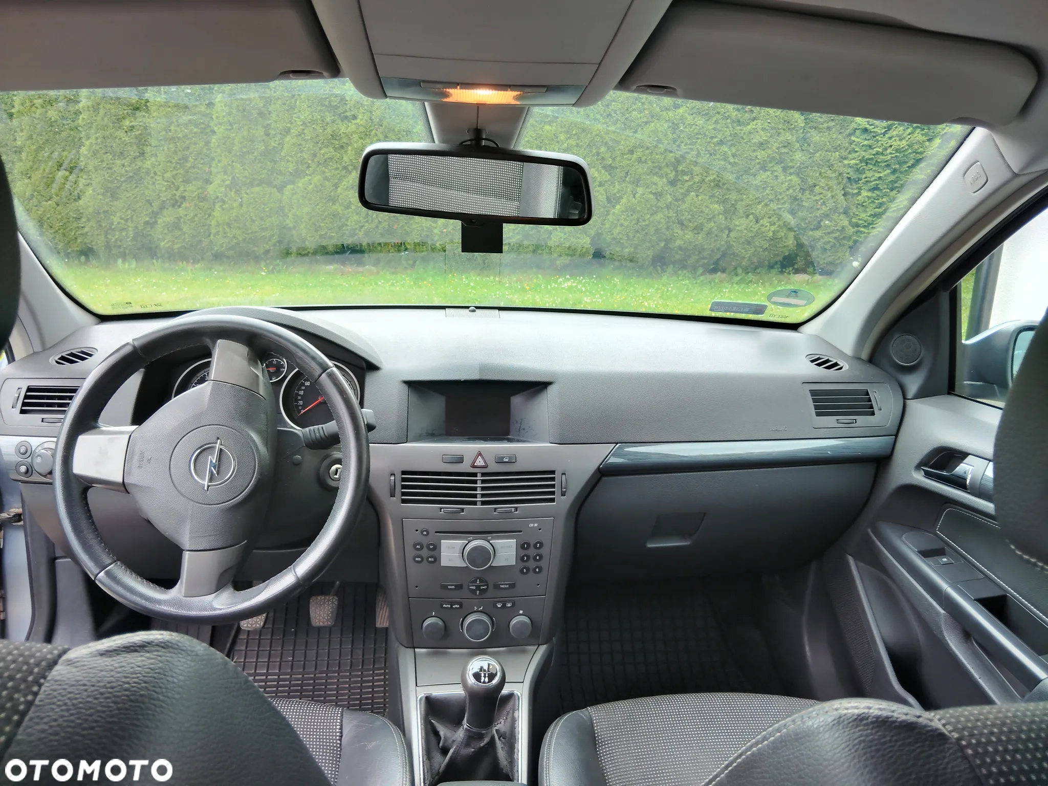 Opel Astra III 1.8 Essentia - 13
