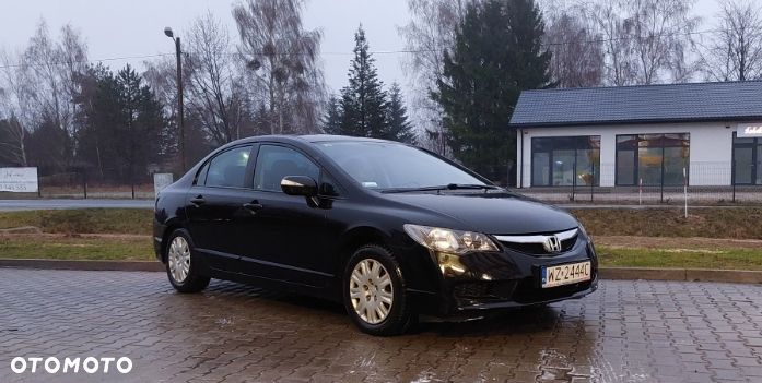 Honda Civic 1.8 Base - 17
