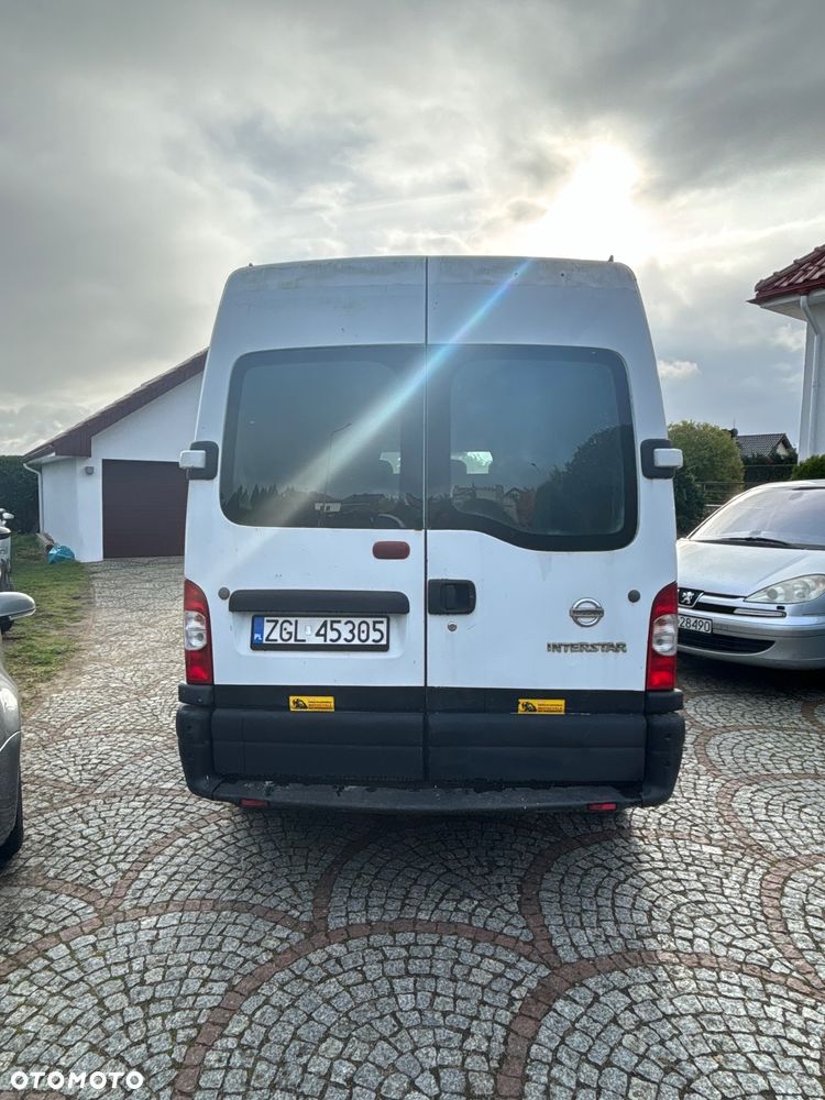 Nissan Interstar - 9