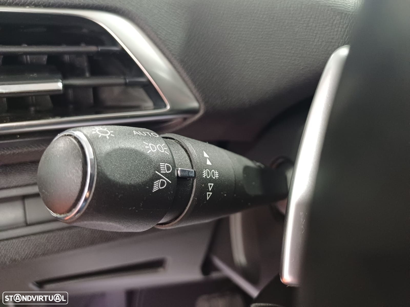 Peugeot 5008 1.5 BlueHDi Allure EAT8 - 18
