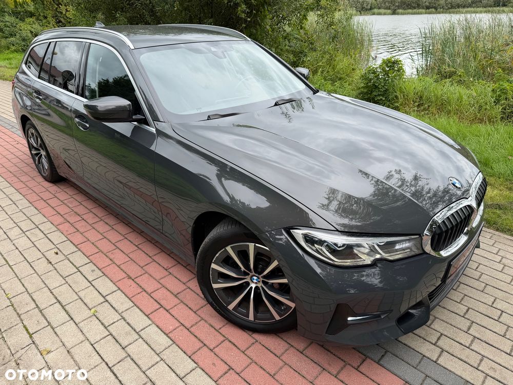 BMW Seria 3 320d Edition Luxury Line Purity - 29