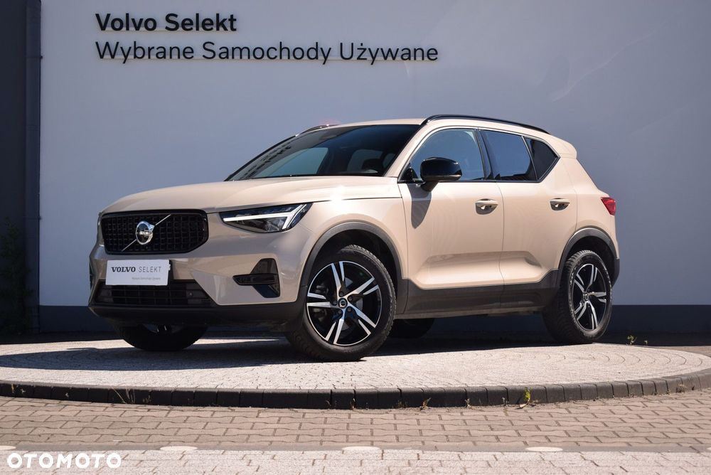 Volvo XC40, 2025