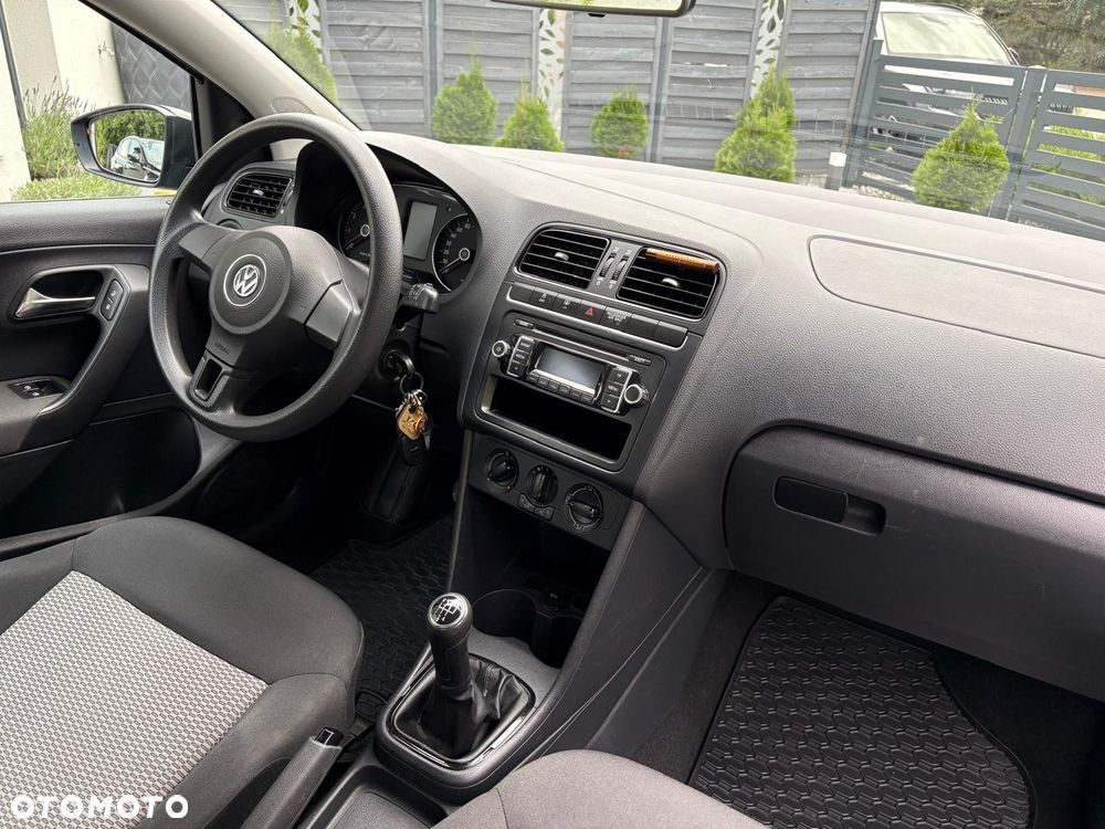 Volkswagen Polo - 5
