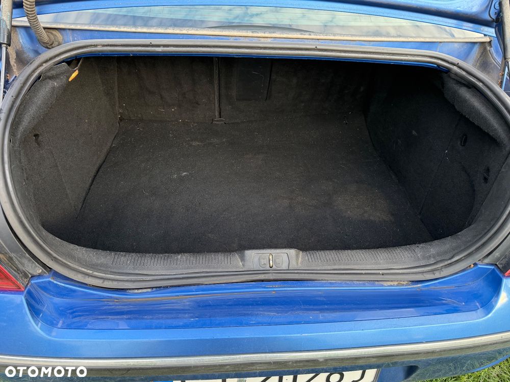 Peugeot 407 2.0 HDI ST Komfort EU3 - 14