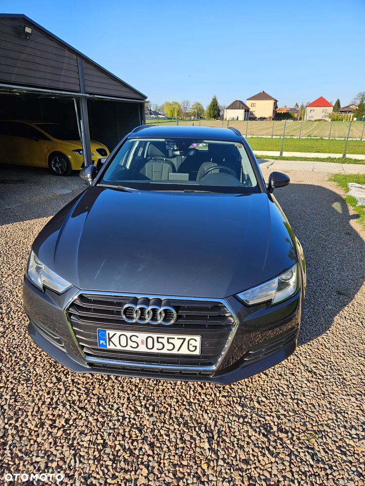 Audi A4 Avant 2.0 TDI S tronic - 1