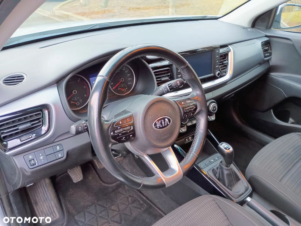 Kia Stonic 1.6 CRDi Vision - 9