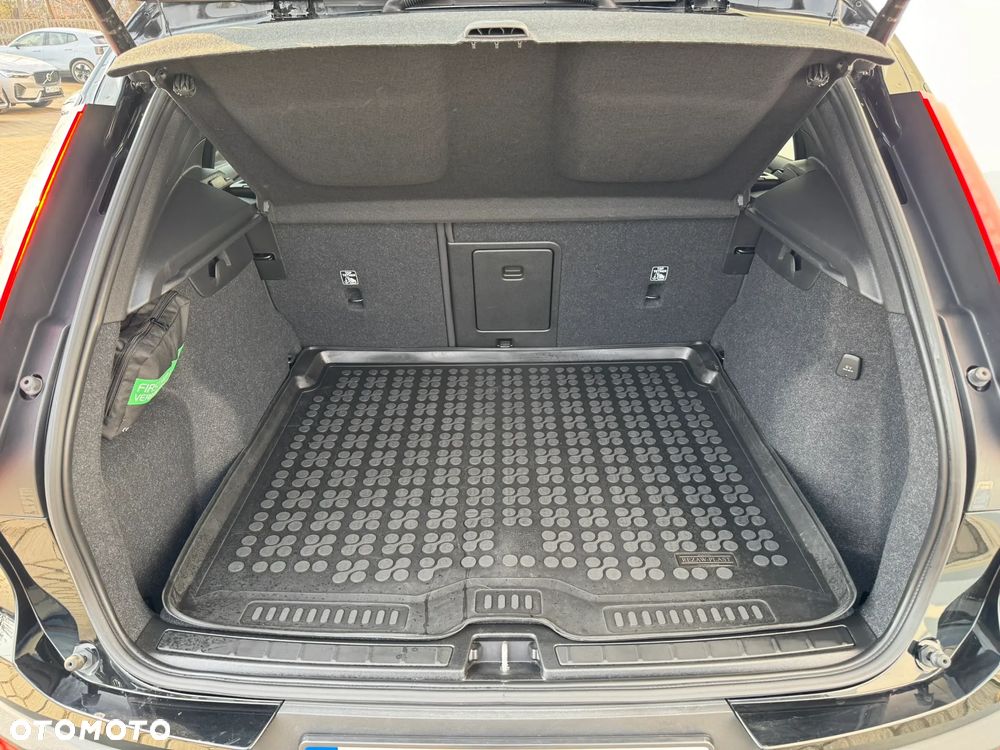 Volvo XC 40 B3 Core - 14