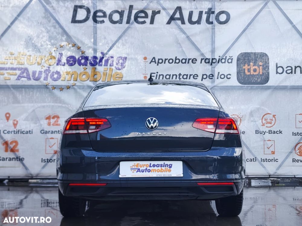 Volkswagen Passat 2.0 TDI DSG Comfortline - 11