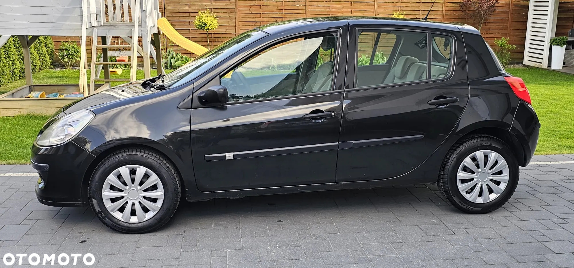 Renault Clio 1.4 16V Confort Dynamique - 3