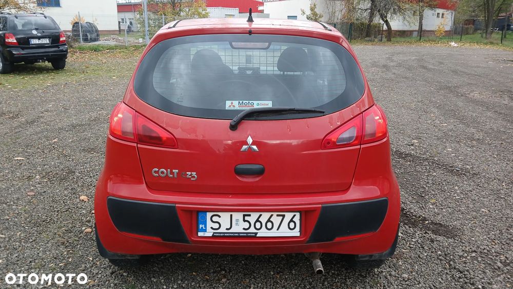 Mitsubishi Colt - 9