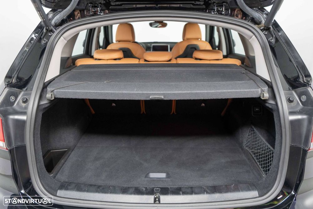 BMW X1 25 e xDrive Corporate Edition - 11