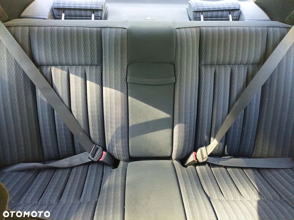 Mercedes-Benz W124 (1984-1993) - 7