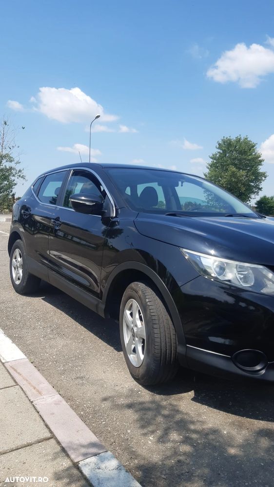Nissan Qashqai - 1