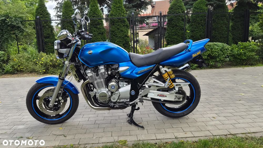Yamaha XJR - 5