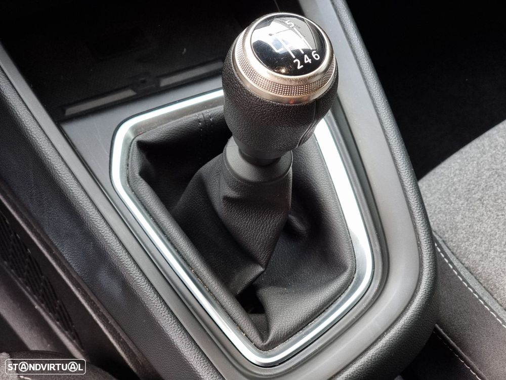 Mitsubishi Colt 1.0 MPI-T Invite - 12