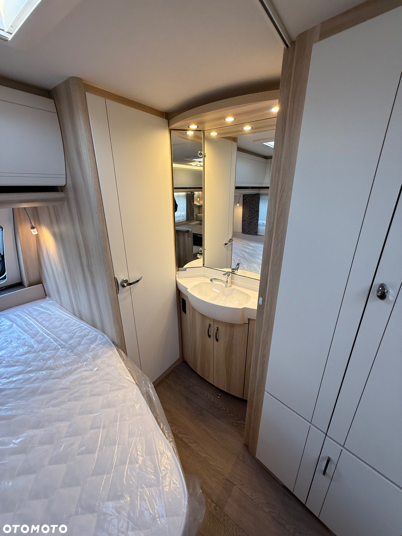 Hobby 560 KMFe De Luxe - 18