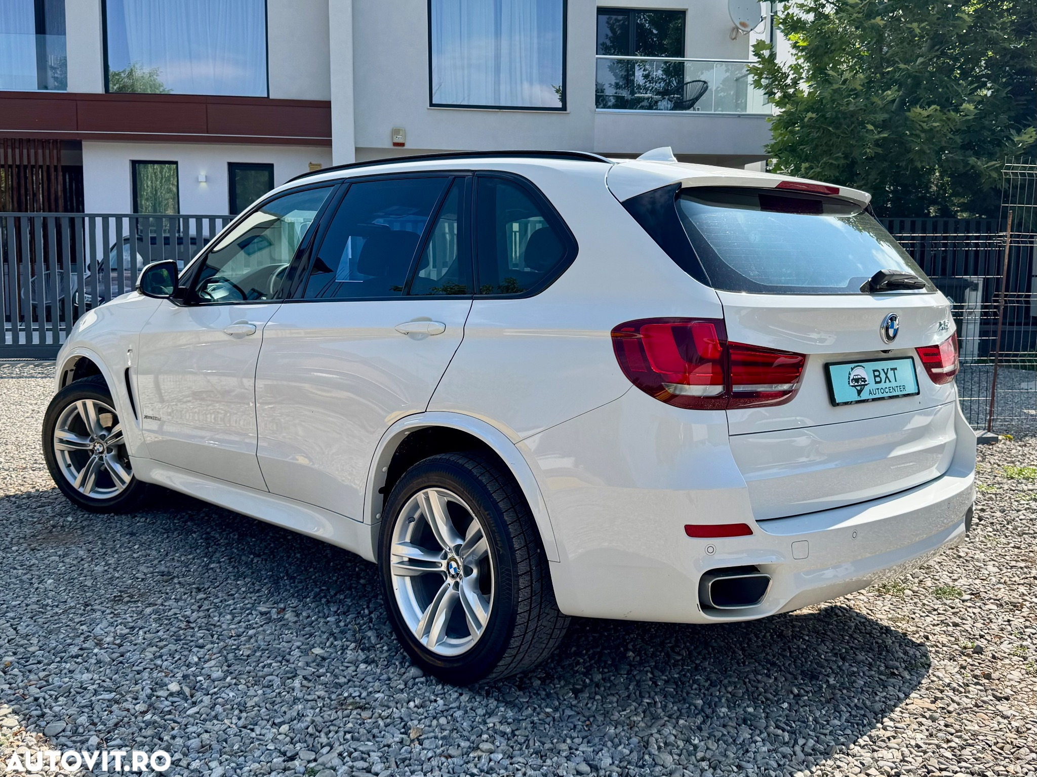 BMW X5 xDrive30d - 16