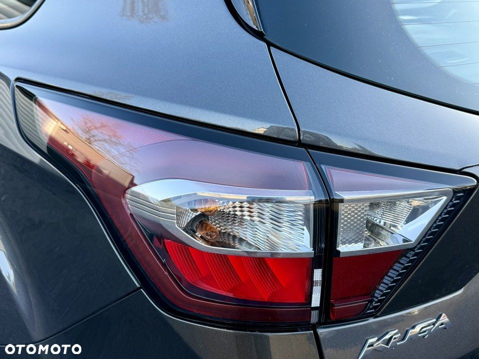 Ford Kuga 2.0 TDCi 4x4 ST-Line - 10