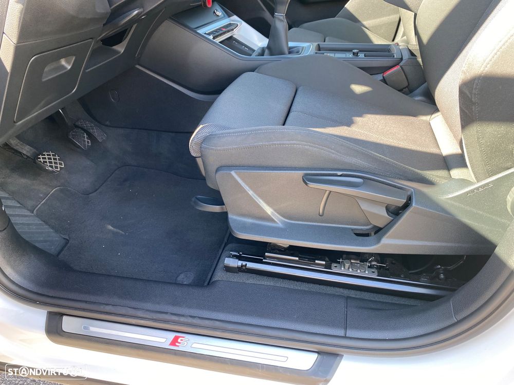 Audi Q3 Sportback 35 TFSI S line - 14