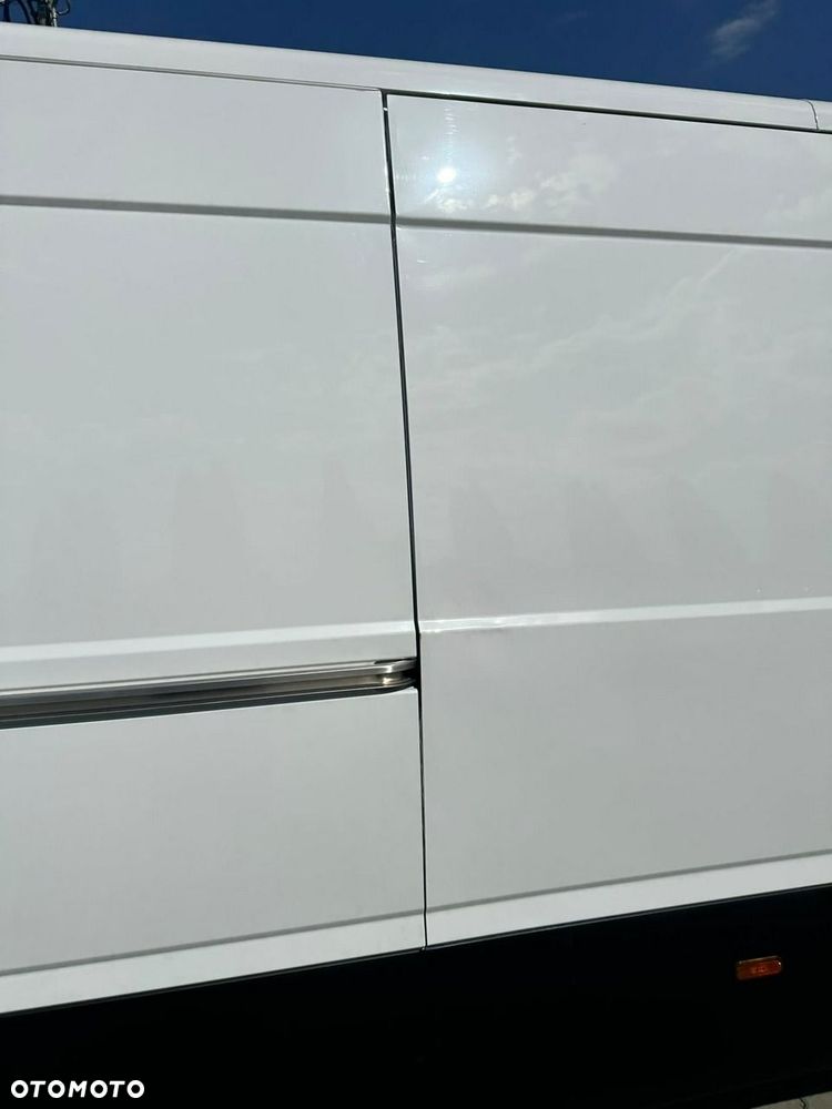 Iveco Daily 35S16 V - 16