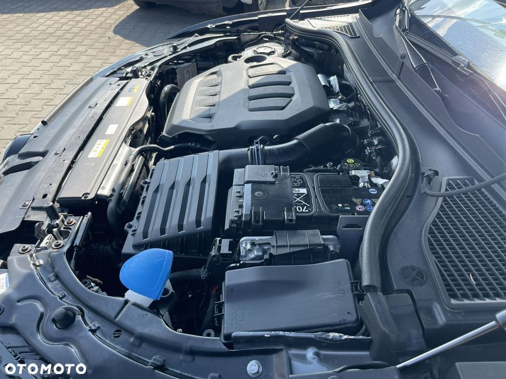 Volkswagen Passat Variant 2.0 TSI Elegance DSG - 19